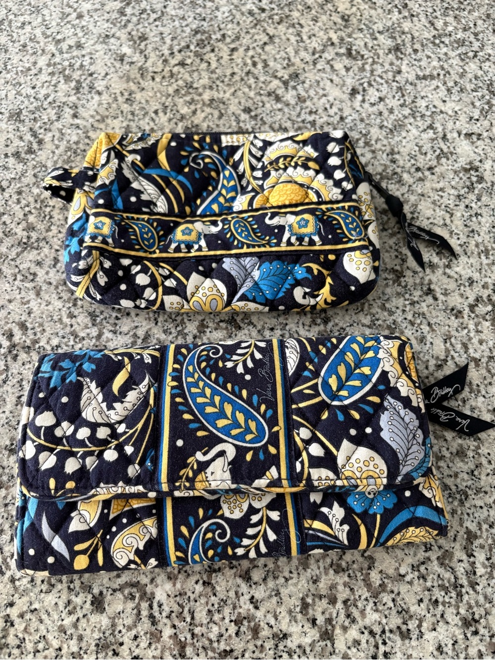 Vera Bradley Blue Rhapsody Magnetic Wallet & Small Cosmetic Bag Bundle